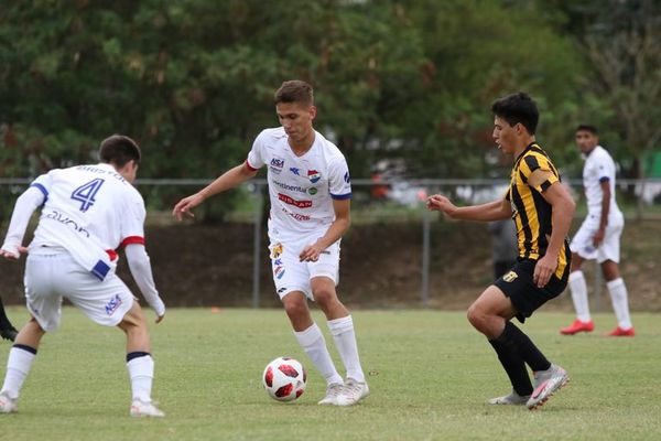 Nacional y Libertad, al mando de la Sub 18   - Fútbol - ABC Color