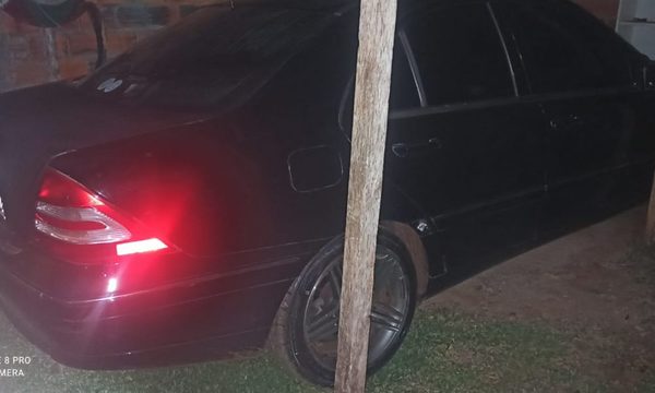 Encuentran automóvil utilizado en asesinato de policías