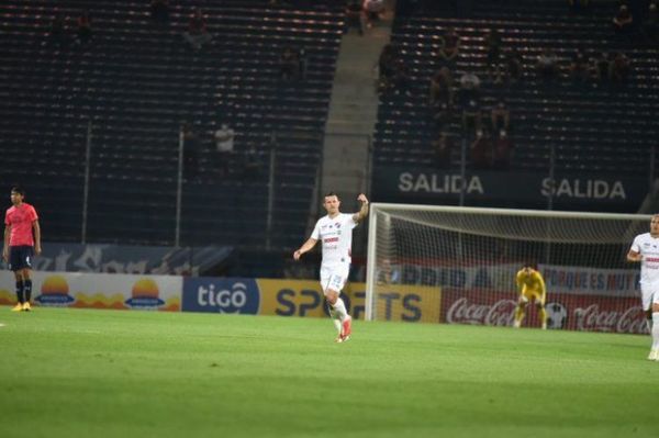 Nacional da un cachetazo a Cerro Porteño