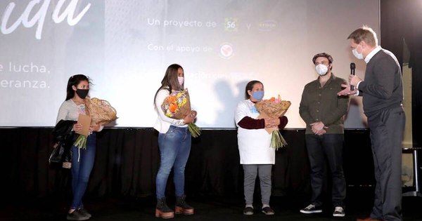 La Nación / Estrenaron un documental sobre las familias y el sueño de la casa propia