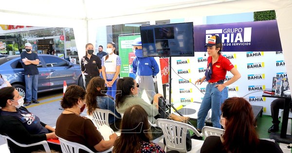 La Nación / Grupo Bahía realizó una charla de mecánica básica