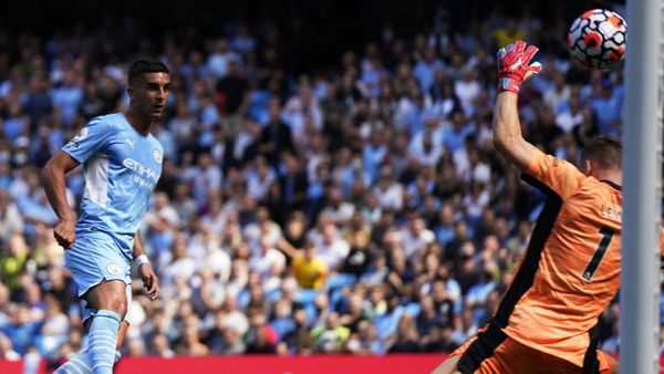 Manchester City golea y funde  más al Arsenal