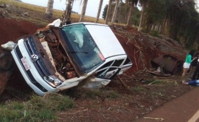 Hermanos sufren lesiones en accidente rutero