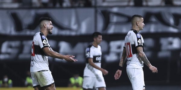 Sol de América prolonga agonía del Olimpia