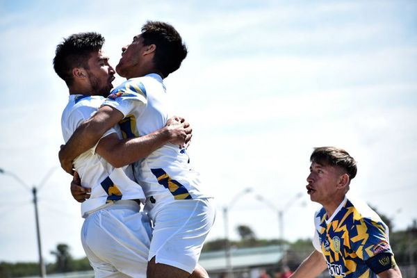 Tridente lidera la Sub 19 - Fútbol - ABC Color