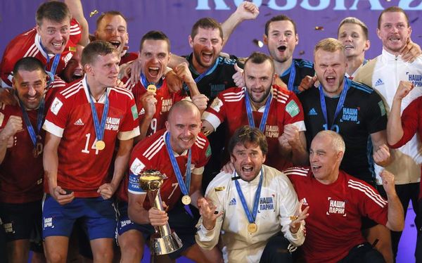 Rusia logra su tercer título mundial de fútbol playa al vencer a Japón (5-2) - Fútbol Internacional - ABC Color
