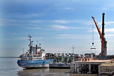 Ampliarán oficinas del Senave en puertos de Ciudad del Este y Salto del Guairá