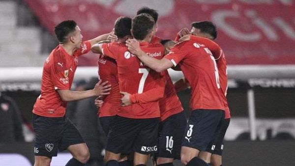 Independiente golea y vuelve a liderar el torneo argentino de 2021