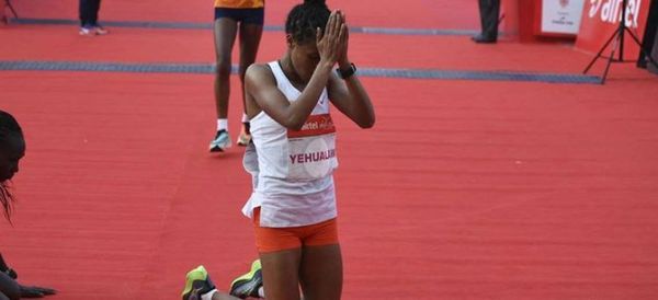 Nuevo récord del mundo en medio maratón para la etíope Yalemzerf Yehualaw