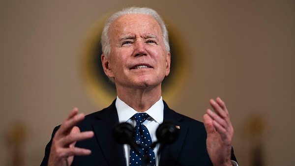 Biden recibió los restos de los 13 soldados muertos en Afganistán | Ñanduti