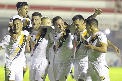 Crónica / 5 FLECHAZOS DEL INDIO A DOMICILIO. ¡UNA MÁQUINA!