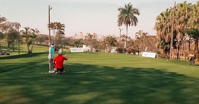 La Nación / El Tigo Business Golf Tour empezó