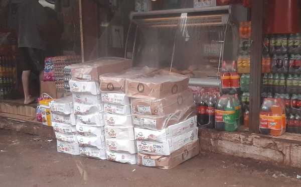 Unos 500.000 kilos de pollo por semana ingresan de contrabando por el río Paraná - La Clave