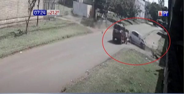 Así fue el impactante accidente que le costó la vida a una mujer | Noticias Paraguay