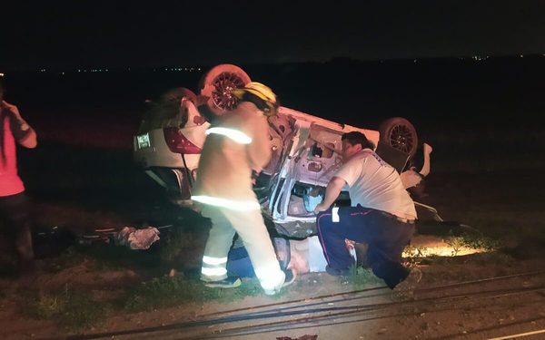 Accidente de tránsito deja dos muertos y un herido en Presidente Franco - La Clave