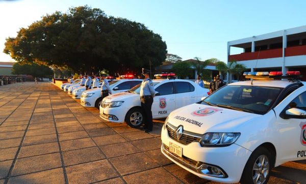 Celebran Día del Agente de Policía con entrega de vehículos