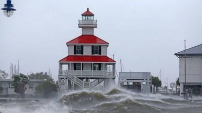 El huracán Ida azota al sur de EEUU y ya dejó un fallecido
