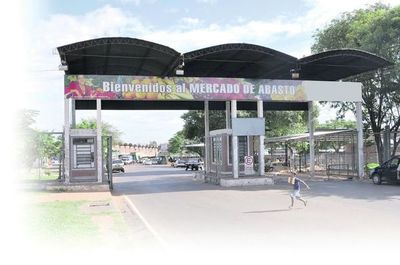 Homicidio frente al Mercado de Abasto: chipero muere apuñalado durante asalto - Nacionales - ABC Color