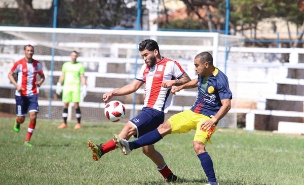 Diario HOY | Hayes y Ledesma firman un empate de ocho goles