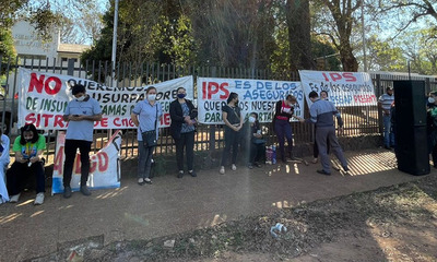 Asegurados del IPS denuncian atropello a sus derechos de aportantes - OviedoPress