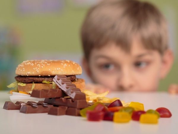 Con la pandemia se duplicaron los casos de obesidad infantil · Radio Monumental 1080 AM
