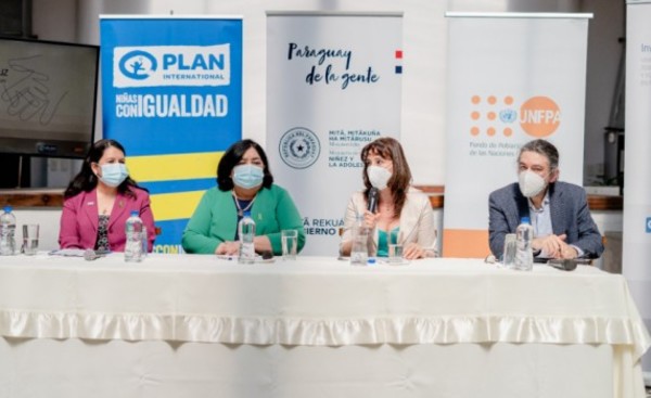 Invisible a plena luz: "Mi mamá se casó obligada cuando tenía 17 años"