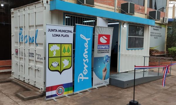 Personal inaugura nuevo telecentro de capacitación en Loma Plata