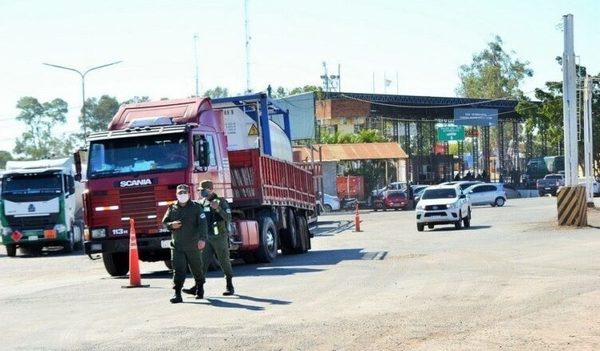 Habilitarán acceso para transportes de cargas en Clorinda y reforzarán controles sanitarios en la frontera, informaron