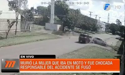 Conductora de motocicleta muere en terrible accidente | Telefuturo