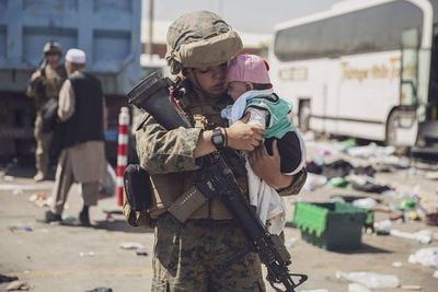 EE.UU., a punto de terminar su repliegue de Afganistán, en máxima alerta - Mundo - ABC Color