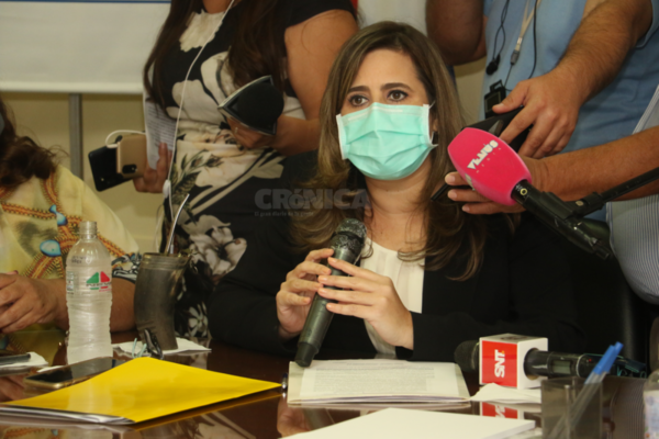 Crónica / Kattya González he'i que reivindica del poliamor