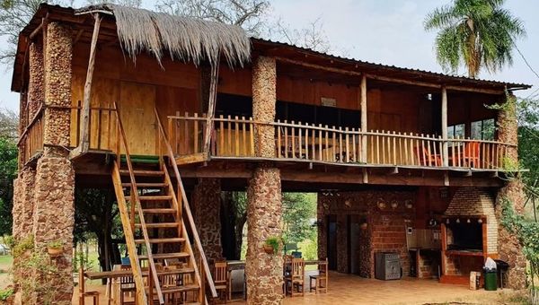 La Posada del Cerro Hu propone una estadía temática y divertida a los pies de la colina