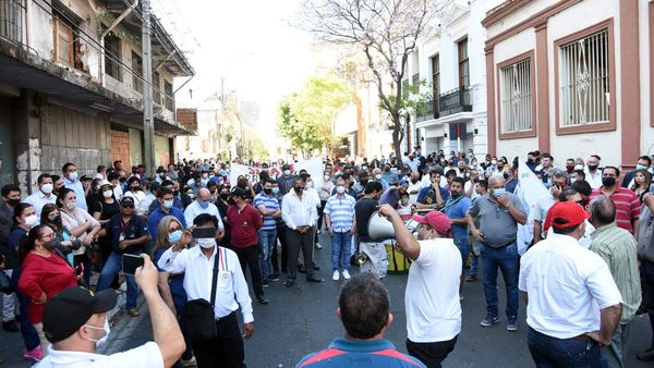 Funcionarios se movilizaron por el rechazo a la Ley de Consolidación