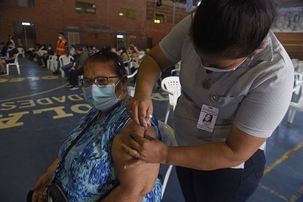 Mañana, último día para  aplicación de  segundas dosis contra el covid-19 - Nacionales - ABC Color