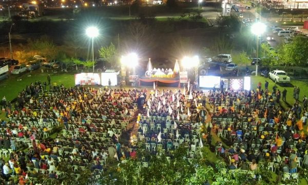 Miguel Prieto recibe el apoyo de una multitud en el barrio Juan Pablo II – Diario TNPRESS