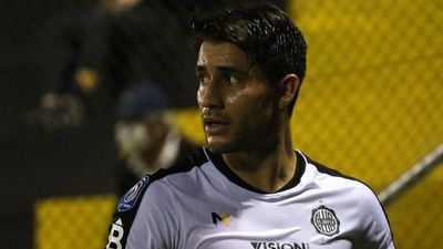 Tito Torres le pone "el pecho a la bala"