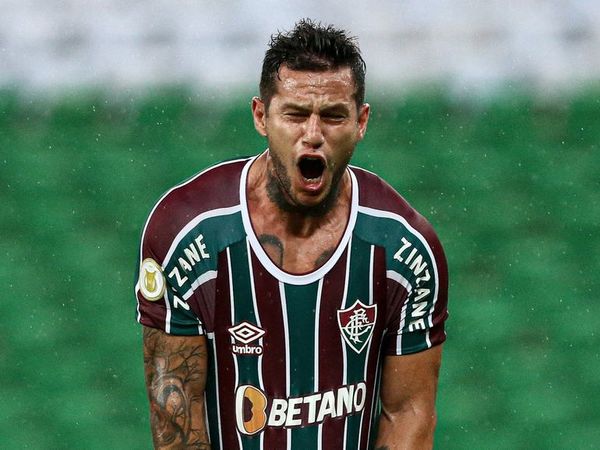 Raúl Bobadilla convirtió y cortó la mala racha de Fluminense - Fútbol Internacional - ABC Color