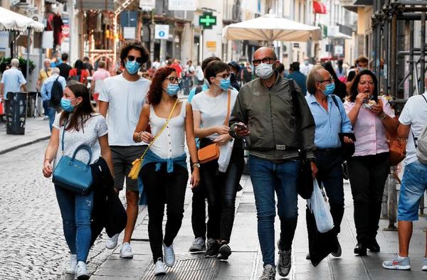 Preparan el uso obligatorio del "pase verde" para trenes y aviones de larga distancia | .::Agencia IP::.