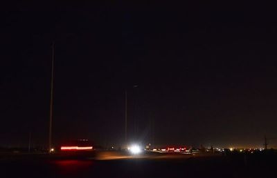 MOPC no tiene fondos para iluminar la Costanera, pero sí para dilapidar en “estrategia de comunicación” - Nacionales - ABC Color