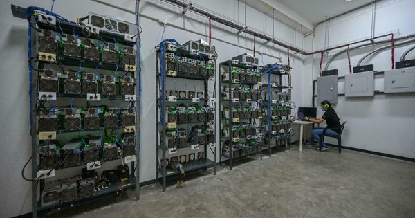 La Nación / Energía barata se convierte en criptomonedas en Venezuela
