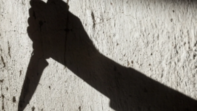Acuchilló a su pareja porque intentó agredirla