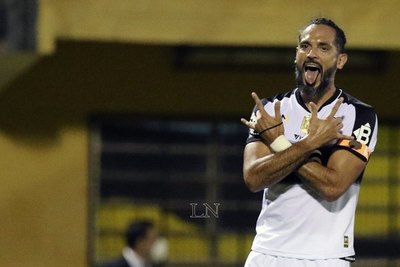 ¡BOMBAZO! Roque dejaría Olimpia para fichar por Libertad
