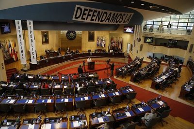El Congreso de El Salvador aprueba 150 millones de dólares para el uso del bitcóin - MarketData
