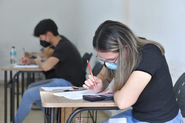 Becal habilitará en postulación para becas autogestionadas