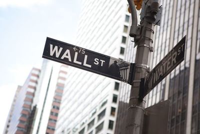Incertidumbre genera nueva caída en las acciones de Estados Unidos - MarketData