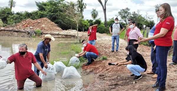 Indert impulsa piscicultura: 384 productores capacitados y 139 estanques construidos en cinco departamentos