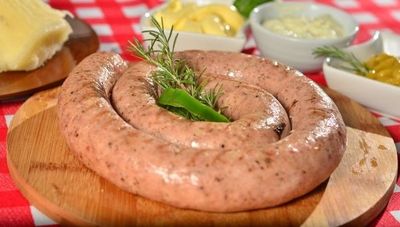 Embutidos Willy: productos artesanales con sabor paraguayo-alemán (elabora 1.000 kilos por día)