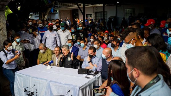 Oposición venezolana acepta participaren las elecciones