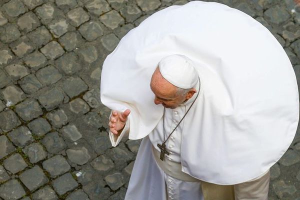 El papa dice que ni se le pasó por la cabeza renunciar al pontificado - Mundo - ABC Color