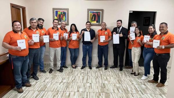 Ever Rojas suma apoyo de candidatos del Movimiento Obreros del Bien Común - La Clave